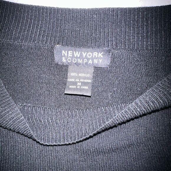 New York and Company Size Medium Black Sweater - Picture 2 of 2